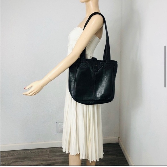 CLAVA America shoulder black leather bag - Picture 6 of 12